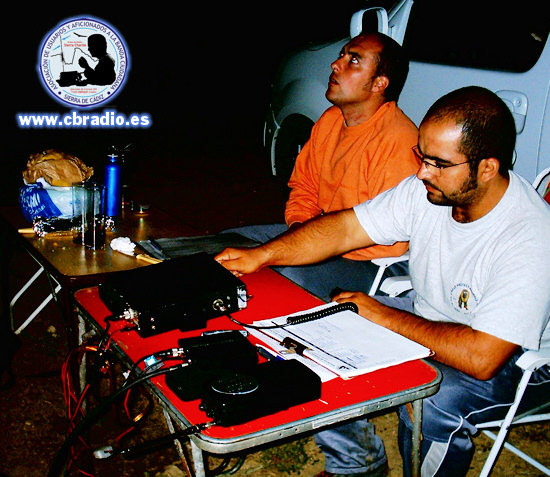 Noche cerrada y fresquita a estas alturas. Noche cerrada y fresquita a estas alturas.
