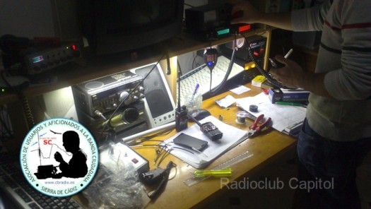 Nuestro local social, Radioclub Capitol, en el que siempre estamos experimentando.