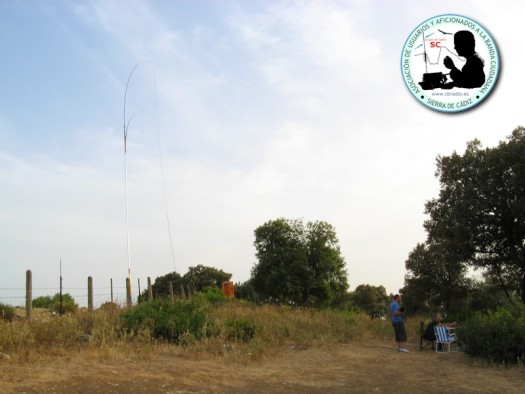 Nuestra delta loop, pendiendo de las cañas de pescar.
